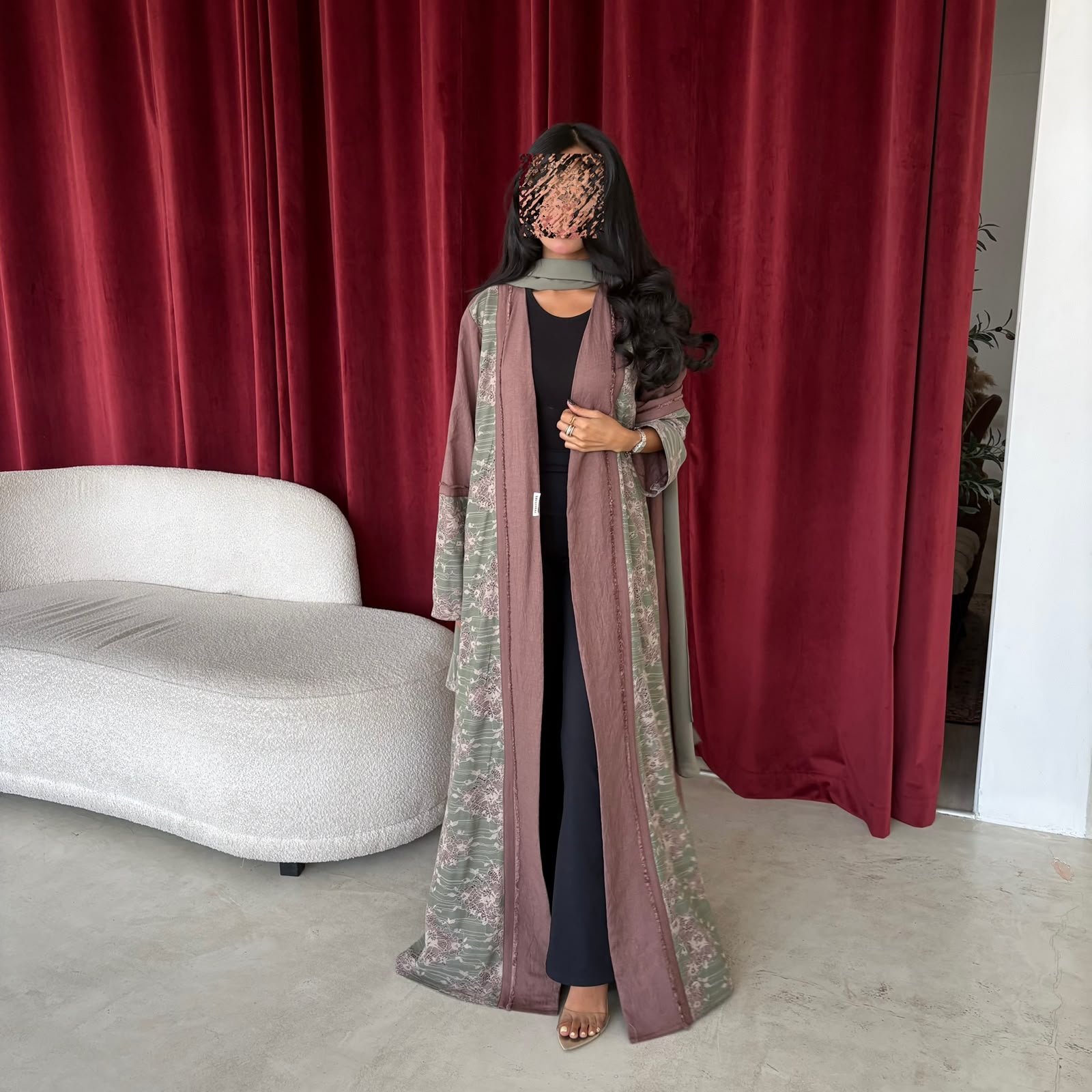 Mauve Lace Abaya 1